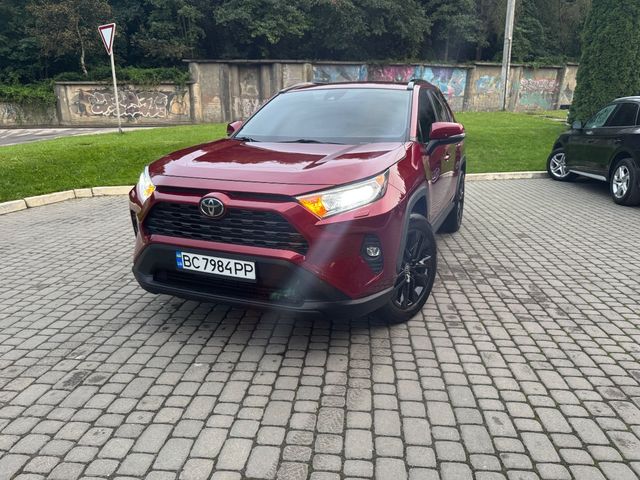 Toyota RAV4 - зображення 1