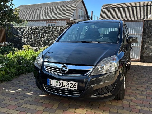 Opel Zafira - зображення 1
