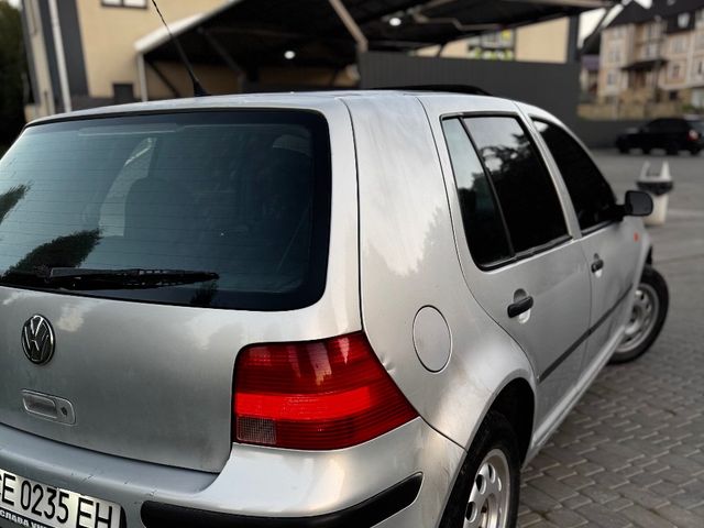 Volkswagen Golf - зображення 5