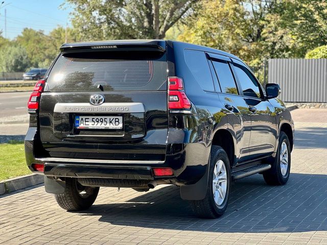 Toyota Land Cruiser Prado - фото 3
