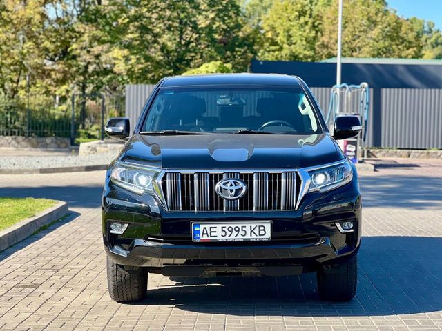 Toyota Land Cruiser Prado - фото 4