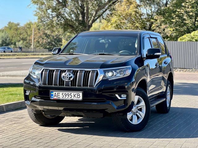 Toyota Land Cruiser Prado - фото 1