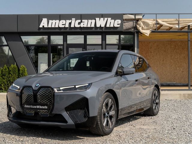 BMW iX - зображення 1