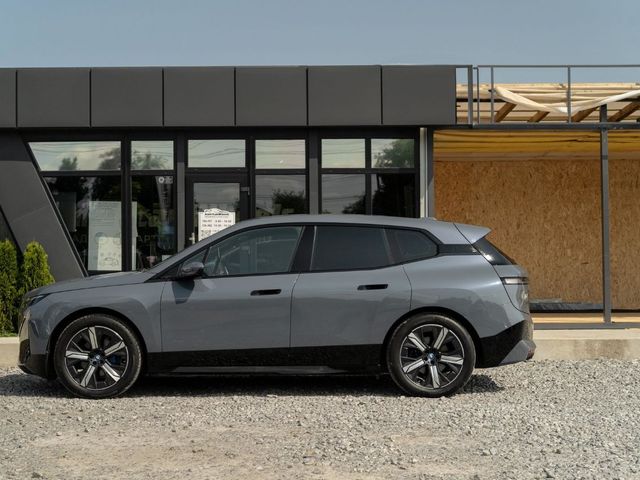 BMW iX - зображення 4