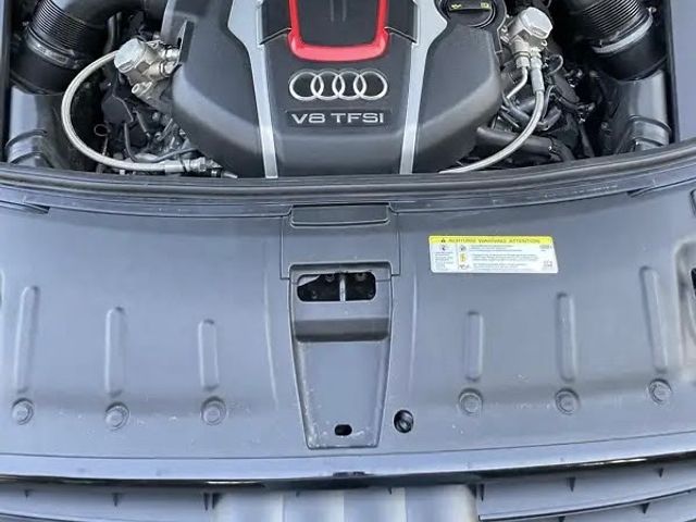 Audi S8 - зображення 4