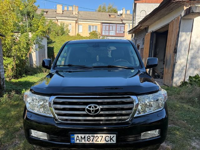 Toyota Land Cruiser - зображення 1
