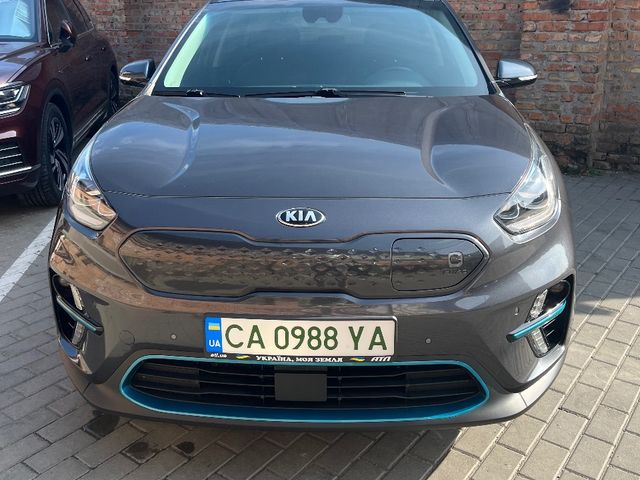 Kia Niro - фото 1