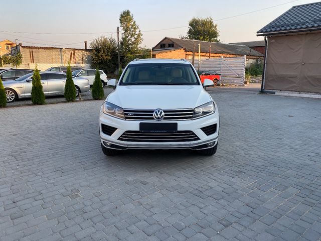 Volkswagen Touareg - зображення 2