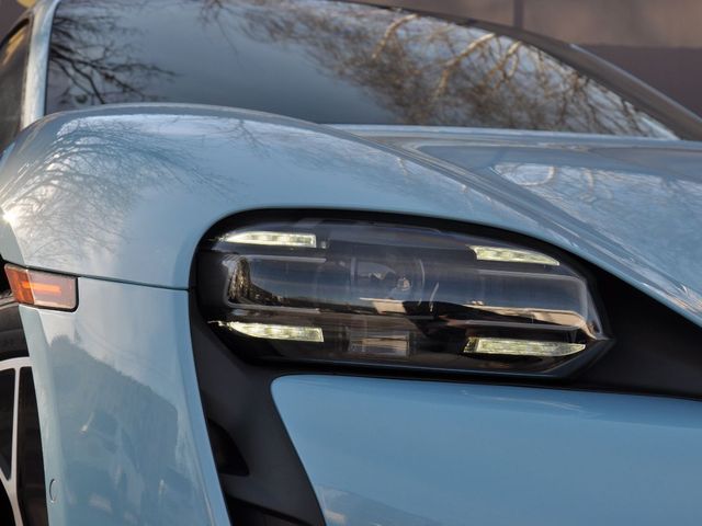 Porsche Taycan - зображення 5