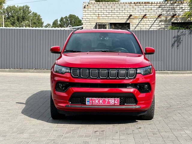 Jeep Compass - фото 2