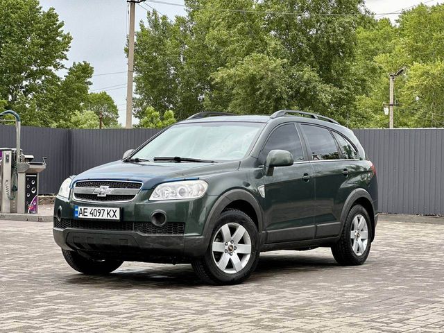 Chevrolet Captiva - фото 1