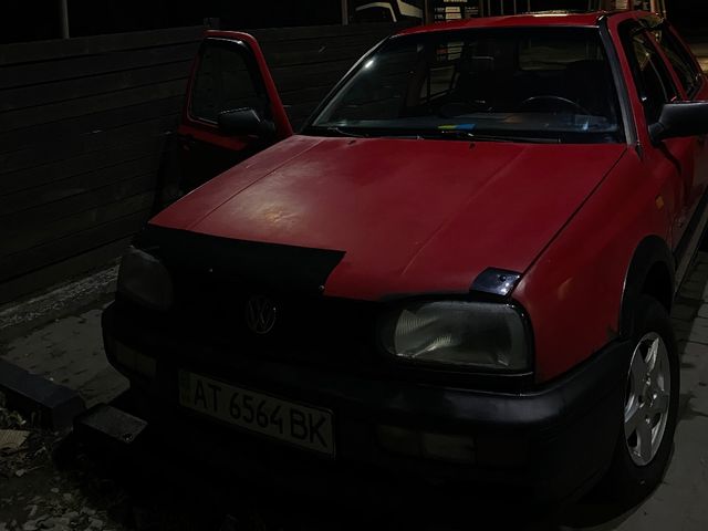 Volkswagen Golf - зображення 1