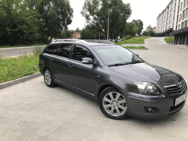 Toyota Avensis - зображення 3