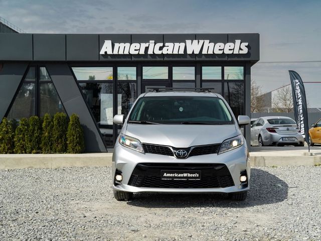 Toyota Sienna - зображення 2