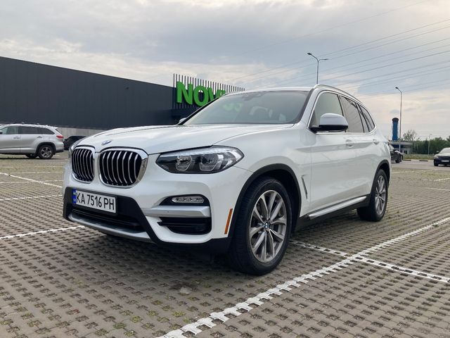 BMW X3 - фото 1