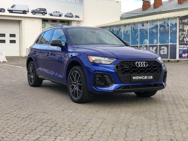 Audi Q5 - фото 1