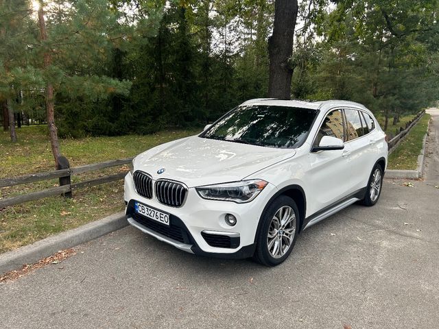 BMW X1 - зображення 1
