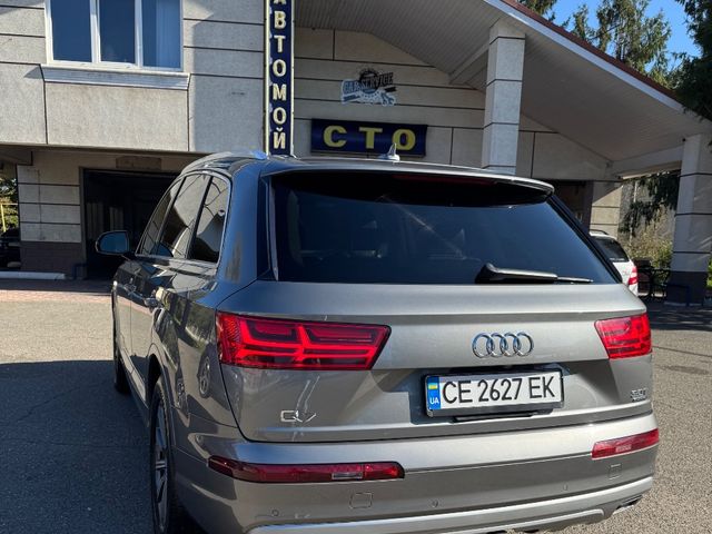 Audi Q7 - фото 5
