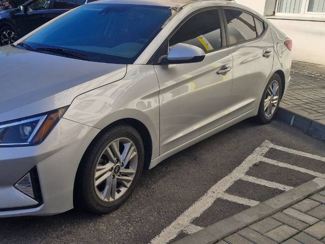 Hyundai Elantra - зображення 1