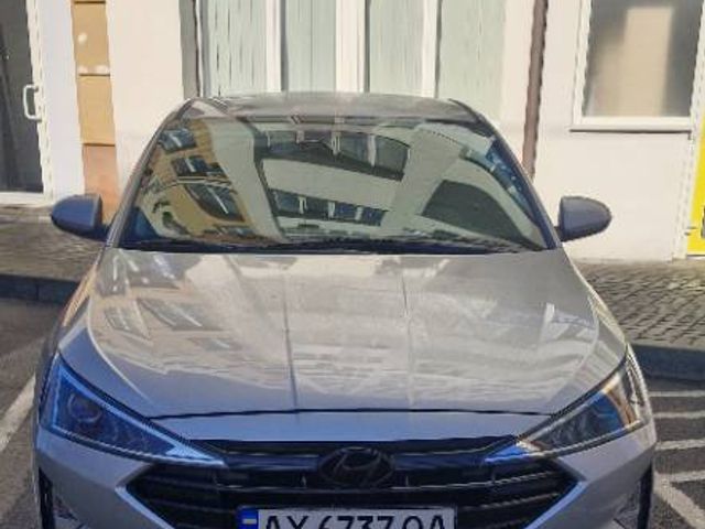 Hyundai Elantra - зображення 2
