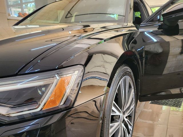 Audi A6 - фото 4