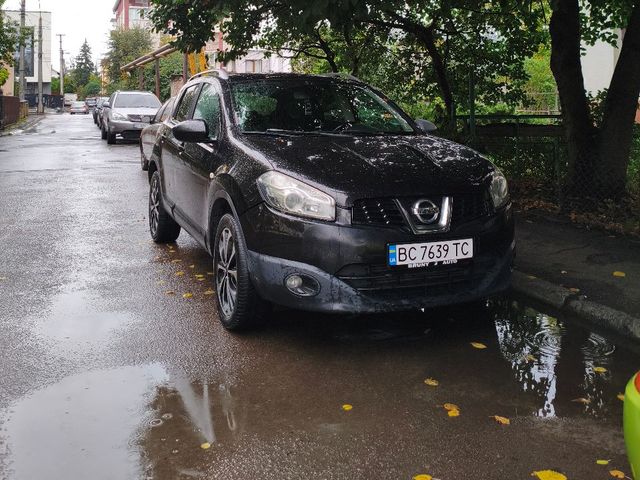 Nissan Qashqai - фото 1