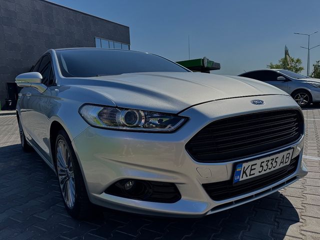 Ford Fusion (North America) - зображення 1