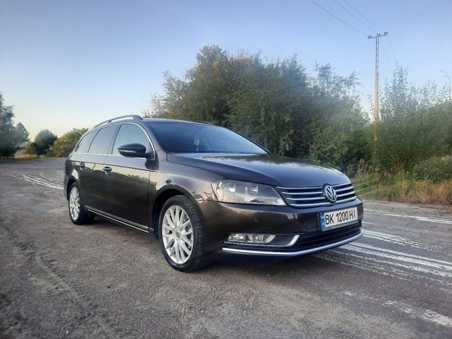 Volkswagen Passat - зображення 1