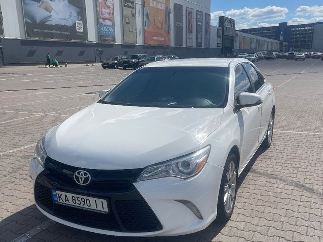 Toyota Camry - зображення 1