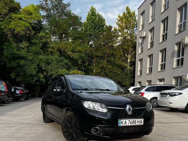 Renault Logan - зображення 5