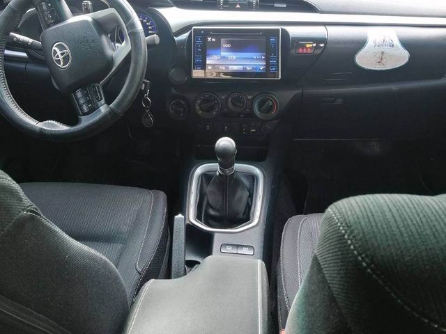 Toyota Hilux - зображення 4
