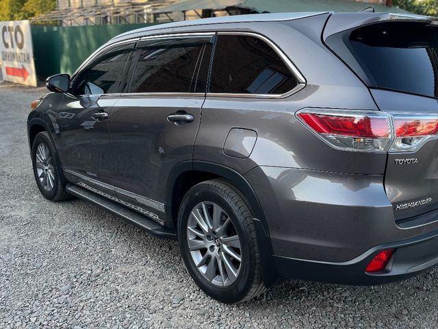 Toyota Highlander - зображення 5