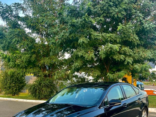 Ford Fusion (North America) - зображення 1