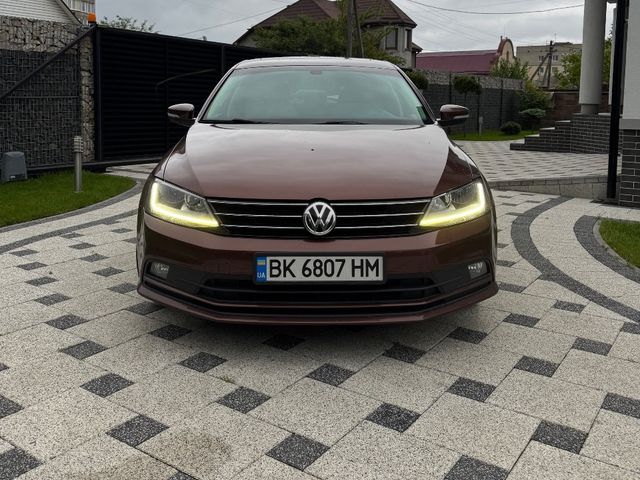 Volkswagen Jetta - зображення 1