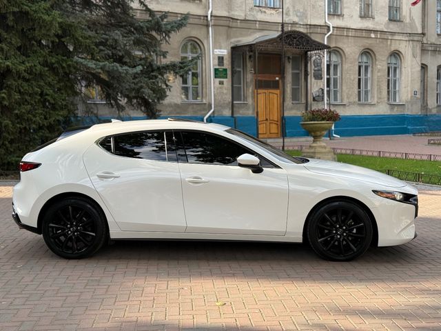 Mazda 3 - зображення 3