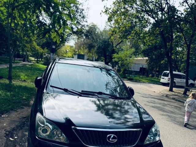 Lexus RX - фото 5