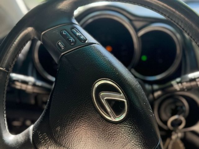 Lexus RX - фото 1