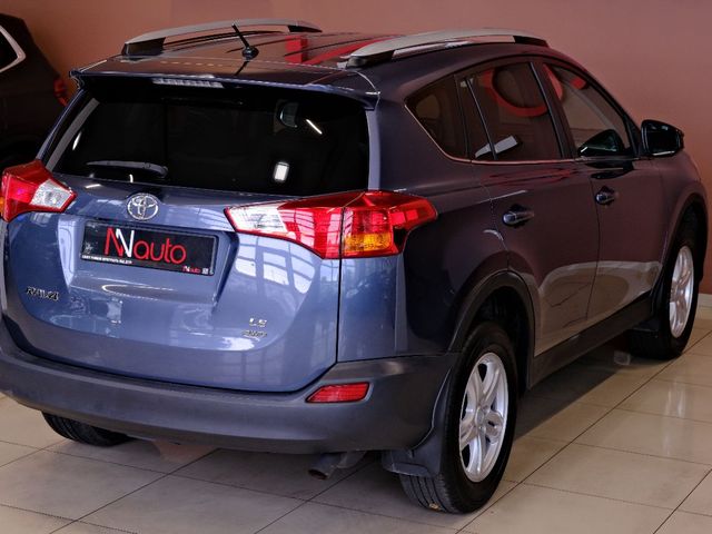 Toyota RAV4 - зображення 5