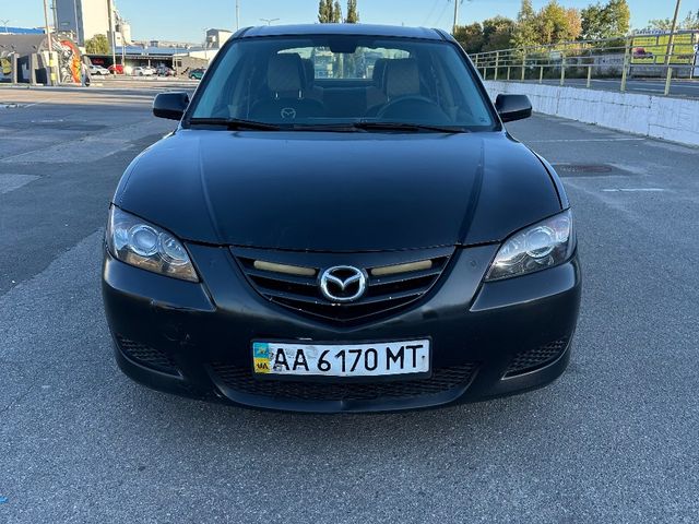 Mazda 3 - фото 2