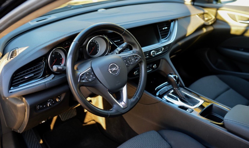 Opel Insignia - зображення 4