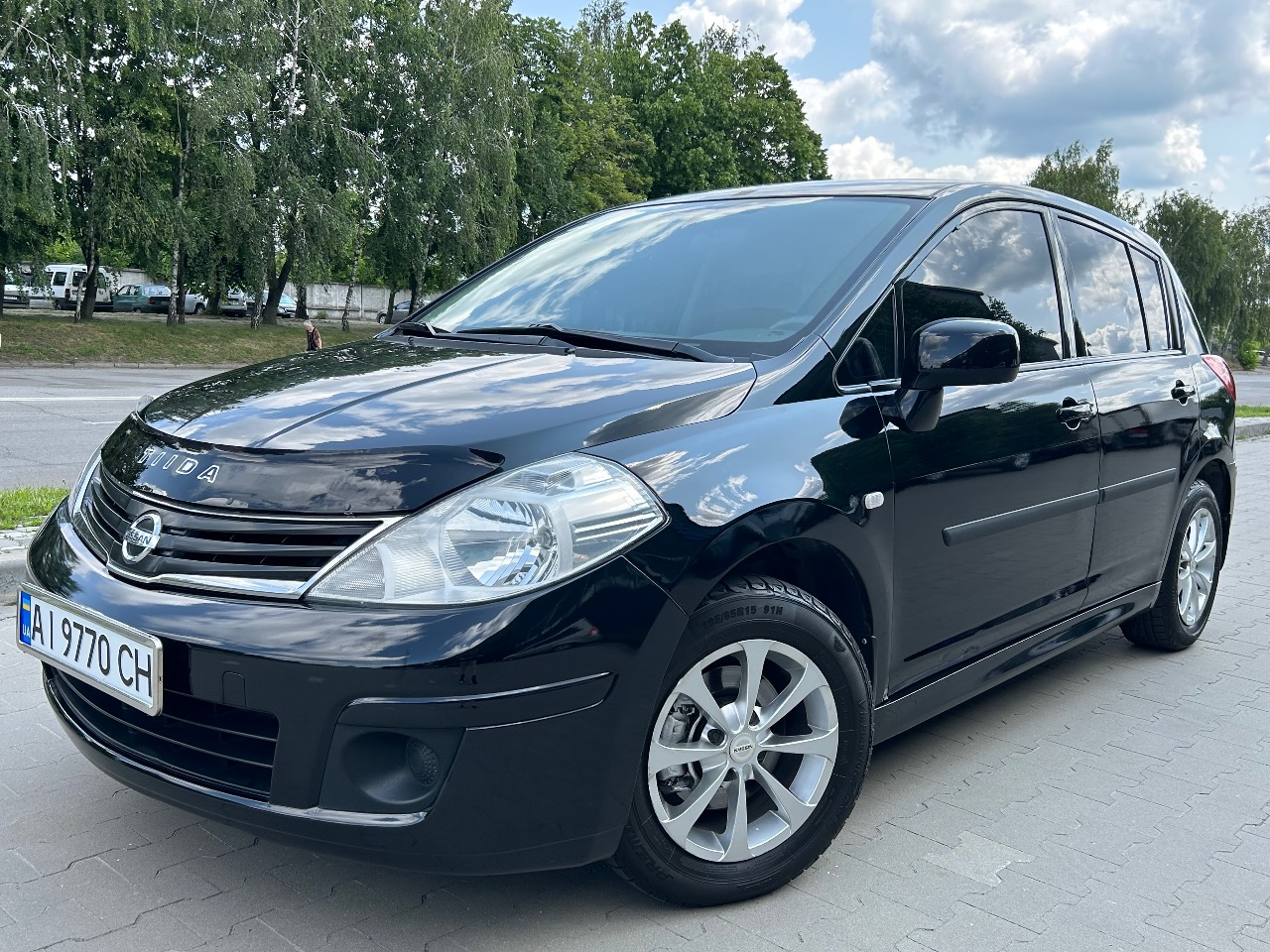 Nissan Tiida - зображення 2
