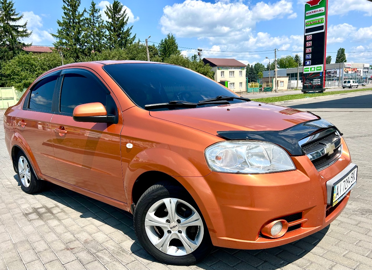 Chevrolet Aveo - фото 1