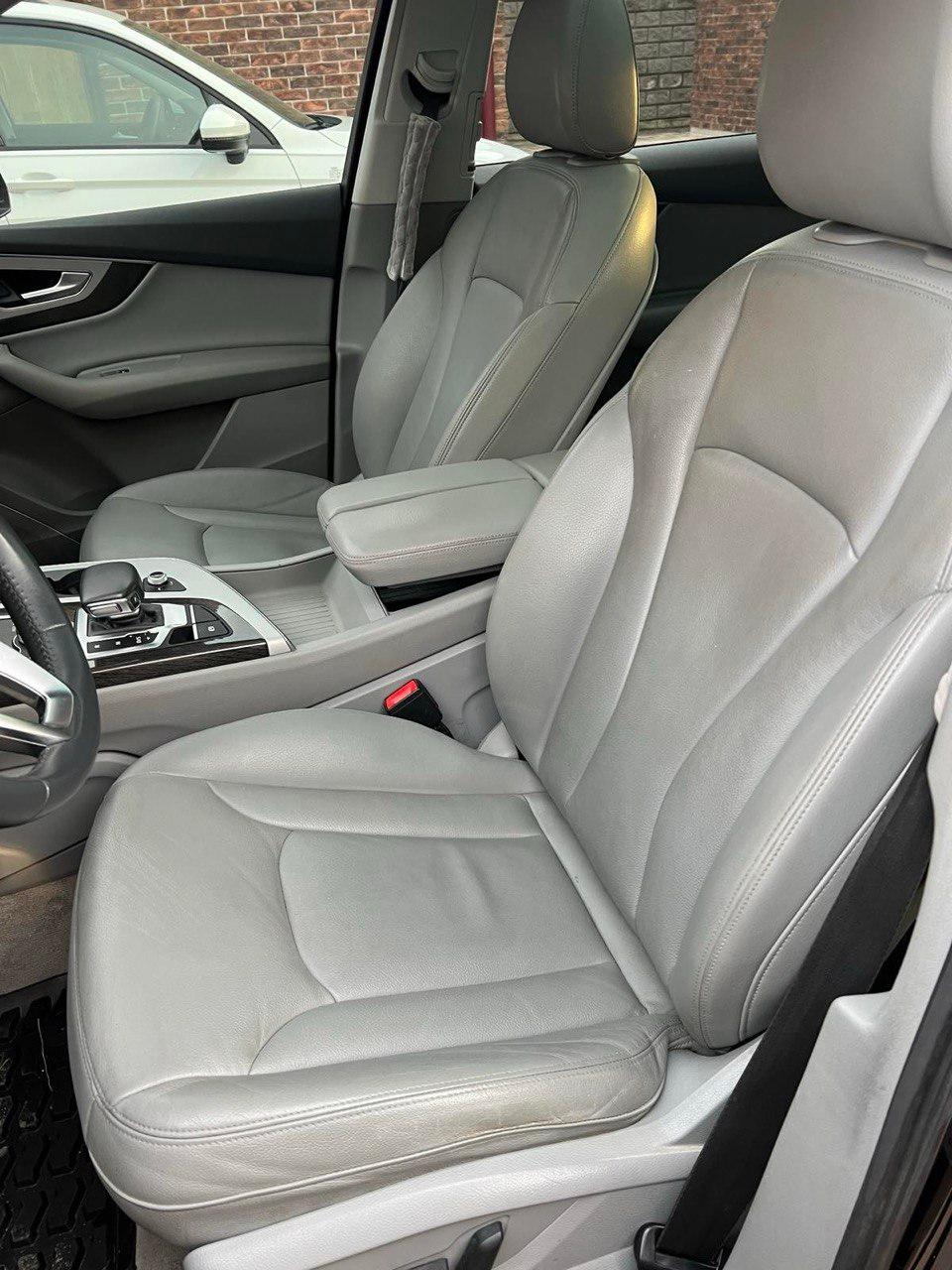 Audi Q7 - фото 3