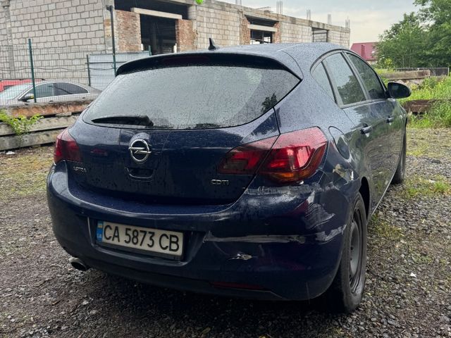 Opel Astra - фото 5