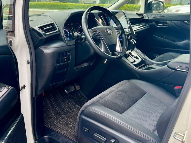 Toyota Alphard - зображення 4