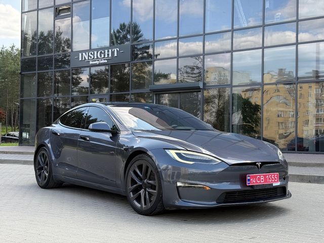 Tesla Model S - зображення 1