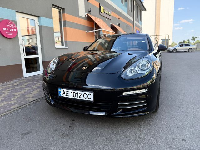 Porsche Panamera - зображення 1