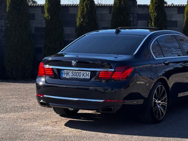 BMW 7 серії - зображення 1