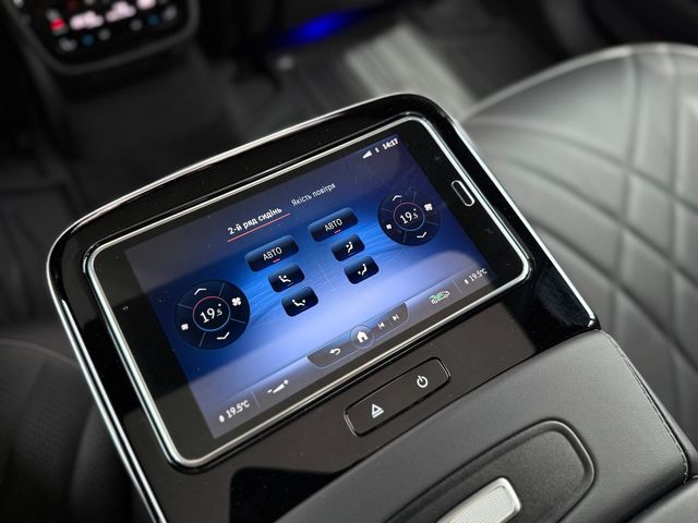 Mercedes-Benz EQS - зображення 1