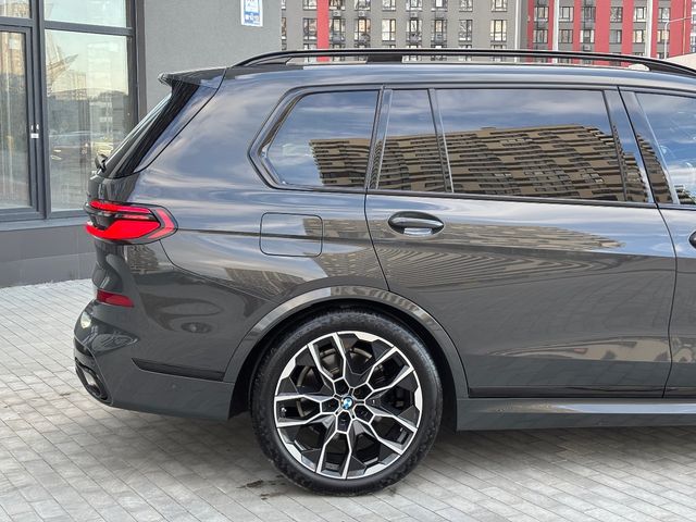 BMW X7 - зображення 5